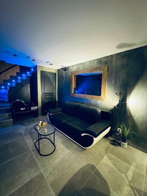 13 Nuances De Grey Jacuzzi Villa มาร์กเซย ภายนอก รูปภาพ